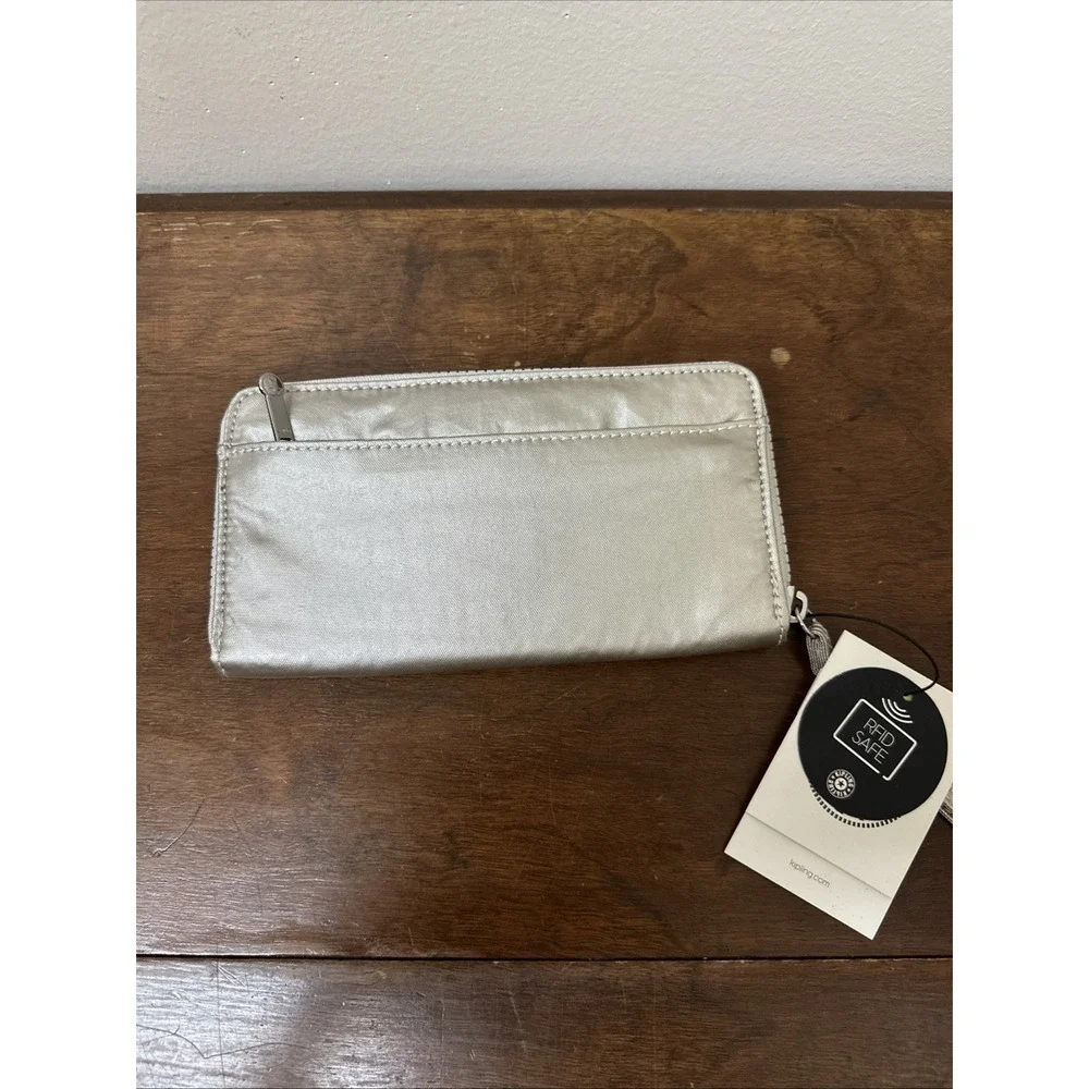Kipling Imali Silver Cloud Metal Large RFID Wallet Wristlet KI4284 NEW